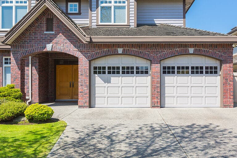 beautiful and functional garage doors images
